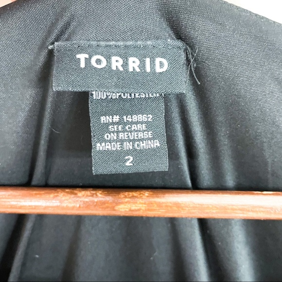 Torrid Floral Print Chiffon Lace Up Top - Picture 6 of 7